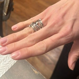 Le Vian 14k white gold, choc diamonds. 3/4 ct total. Retail $2400. Around 5 size